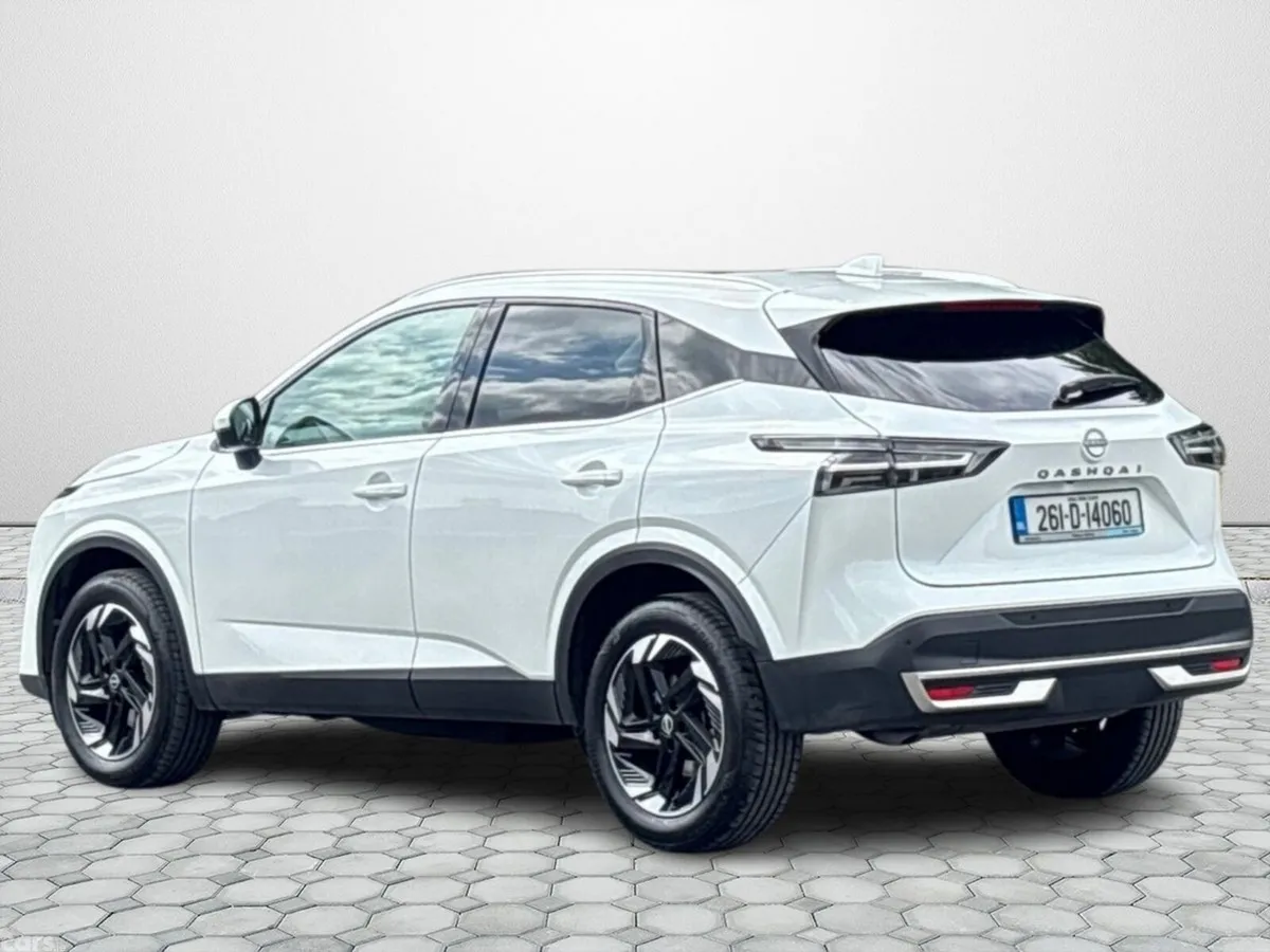 Nissan Qashqai MPV, Petrol, 2026, White
