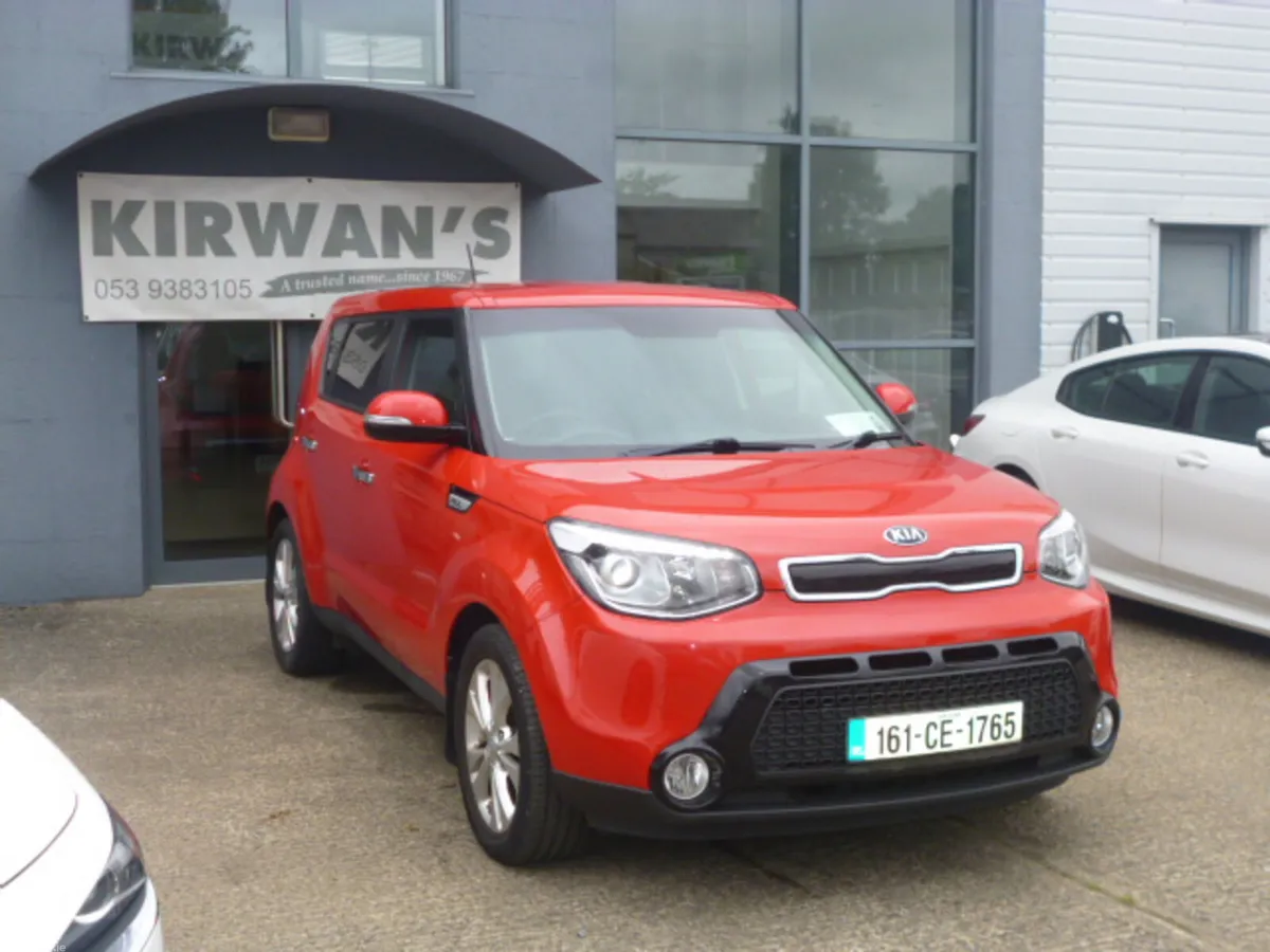 Kia Soul Hatchback, Diesel, 2016, Red