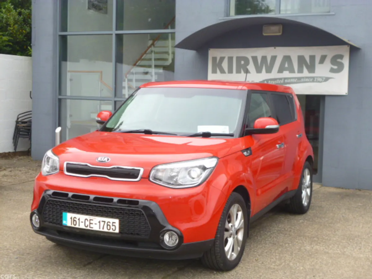 Kia Soul Hatchback, Diesel, 2016, Red
