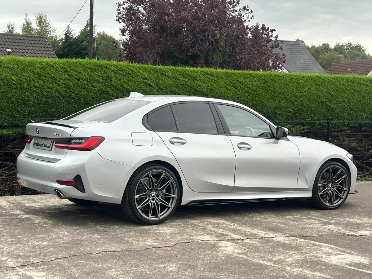BMW 3-Series Saloon, Petrol Hybrid, 2019, Silver