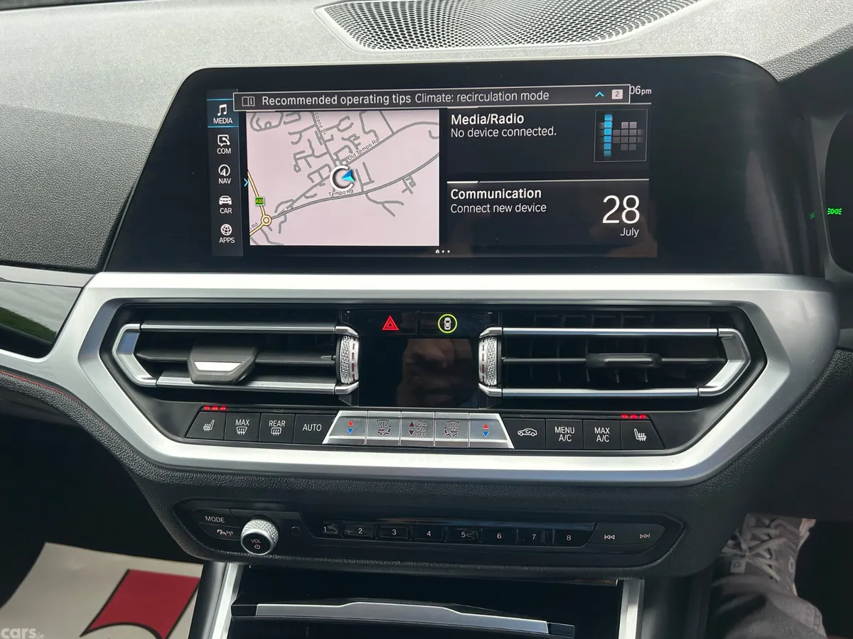 BMW 3-Series Saloon, Petrol Hybrid, 2019, Silver