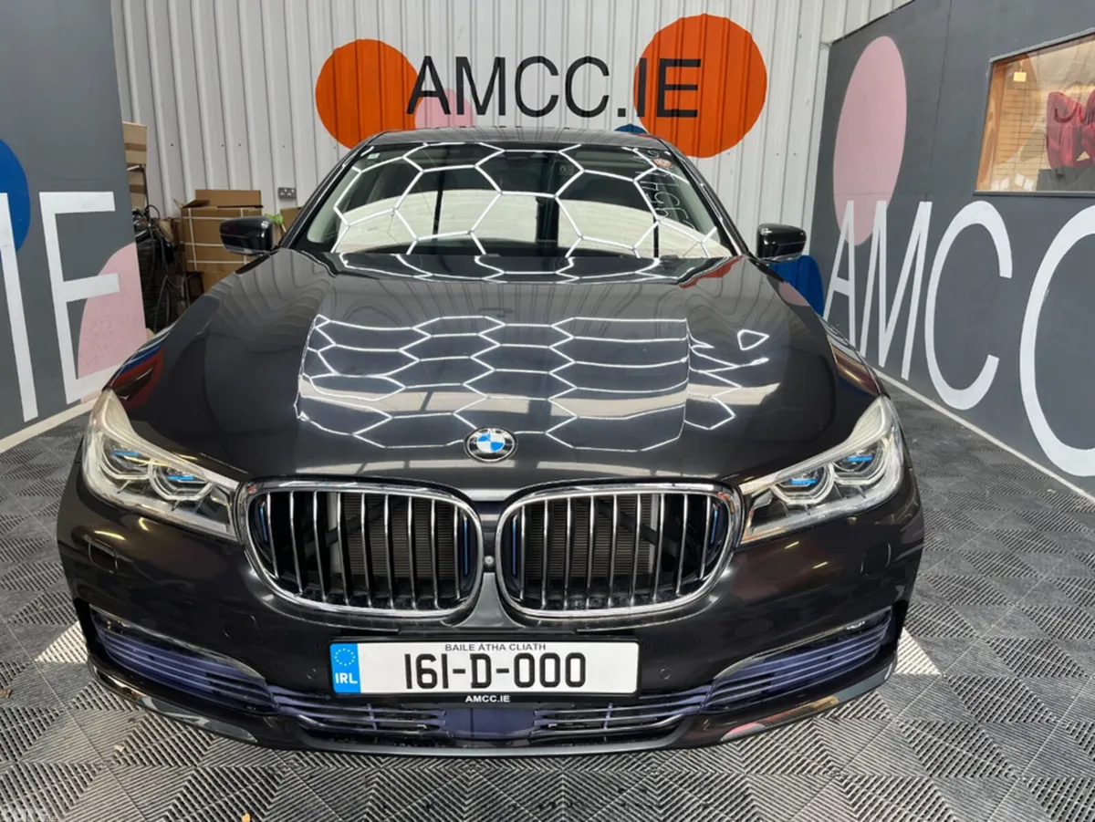 BMW 7-Series Saloon, Petrol Plug-in Hybrid, 2016, Grey