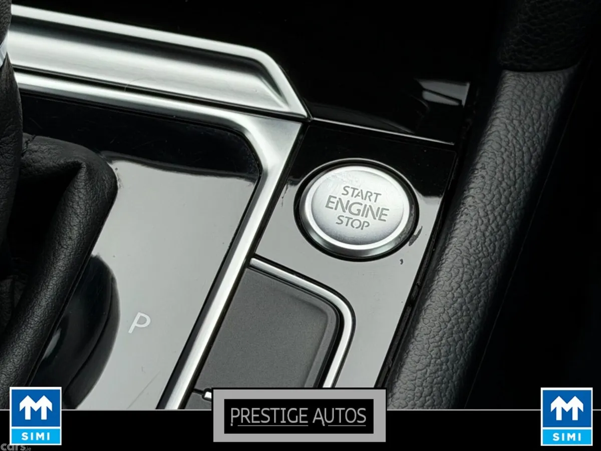 Volkswagen Passat Estate, Petrol, 2016, Blue