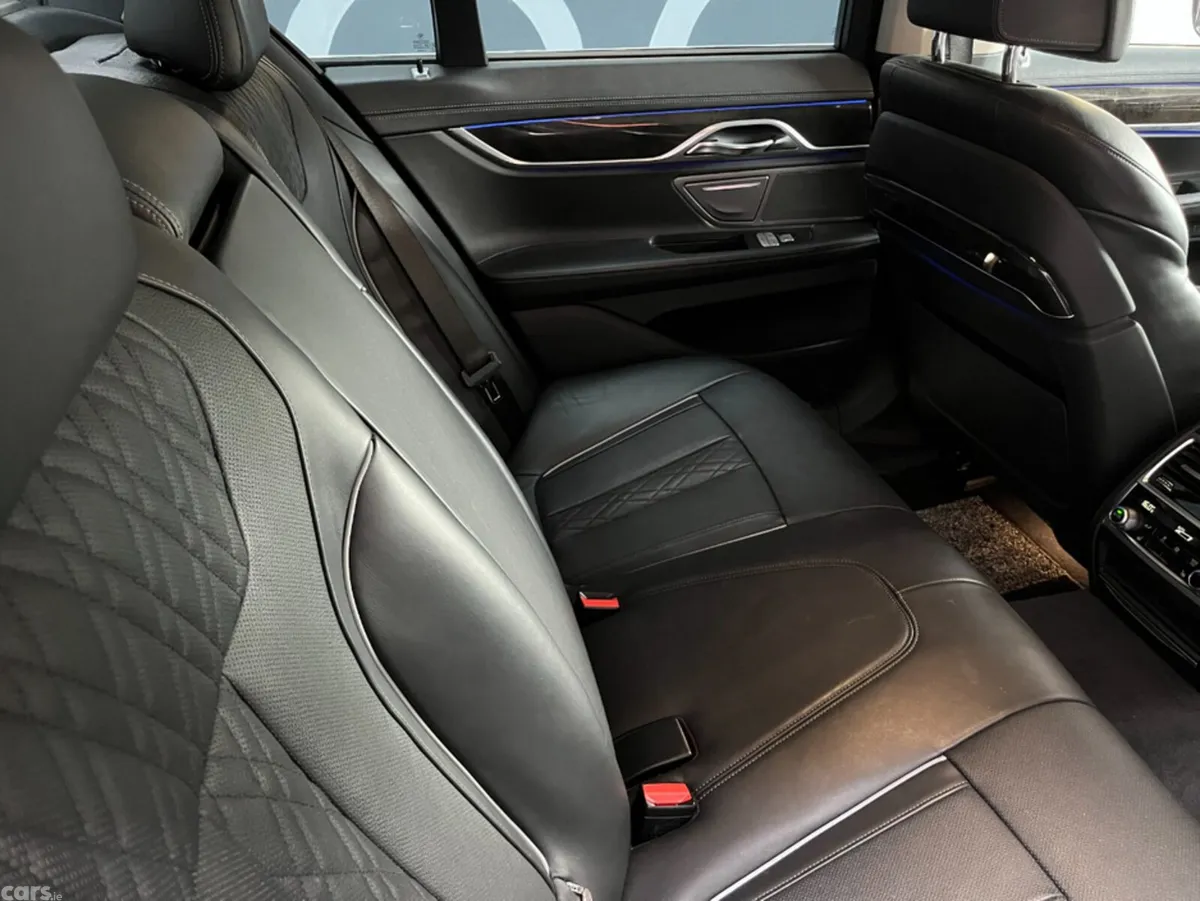 BMW 7-Series Saloon, Petrol Plug-in Hybrid, 2016, Grey