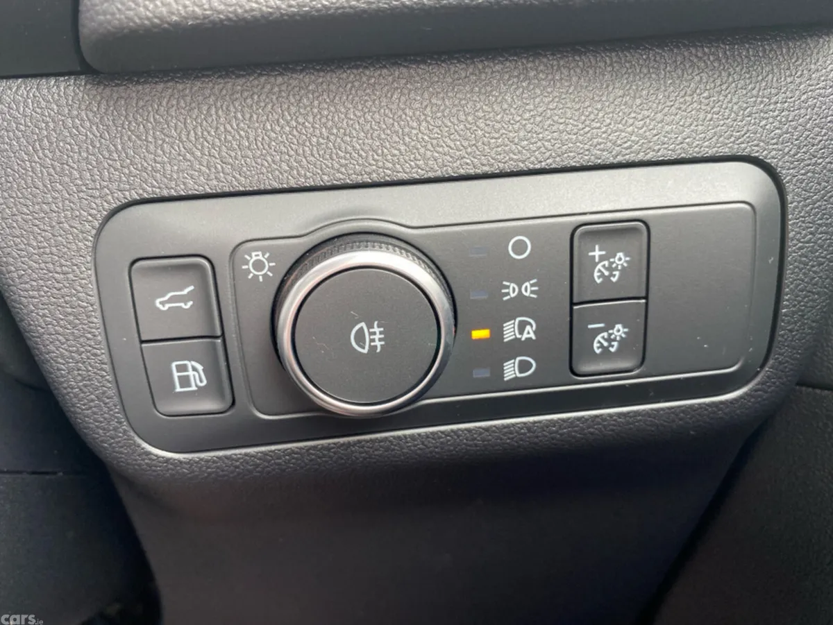 Ford Kuga SUV, Petrol Plug-in Hybrid, 2026, Blue