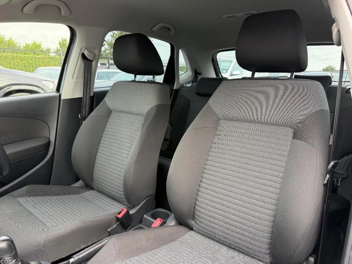 Volkswagen Polo Hatchback, Petrol, 2013, Black
