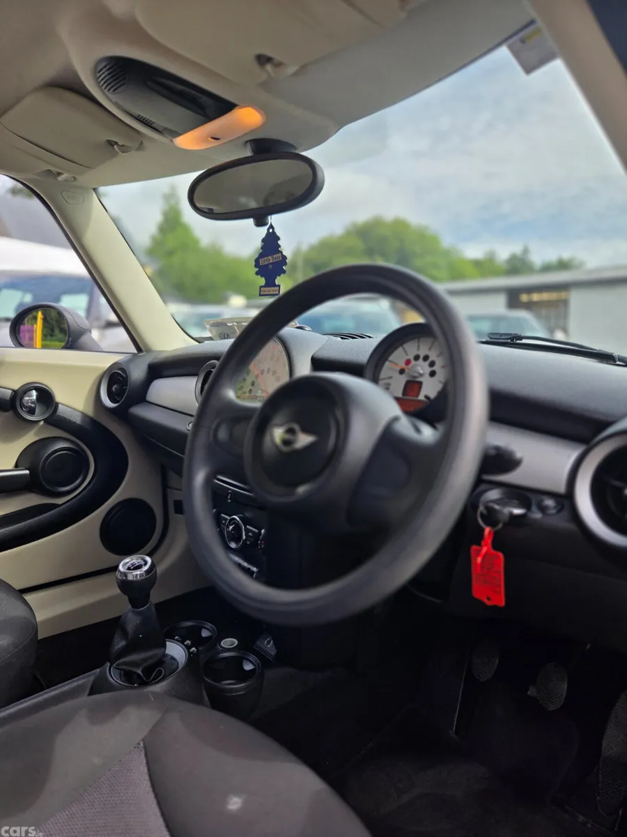 Mini One Hatchback, Diesel, 2014, Blue