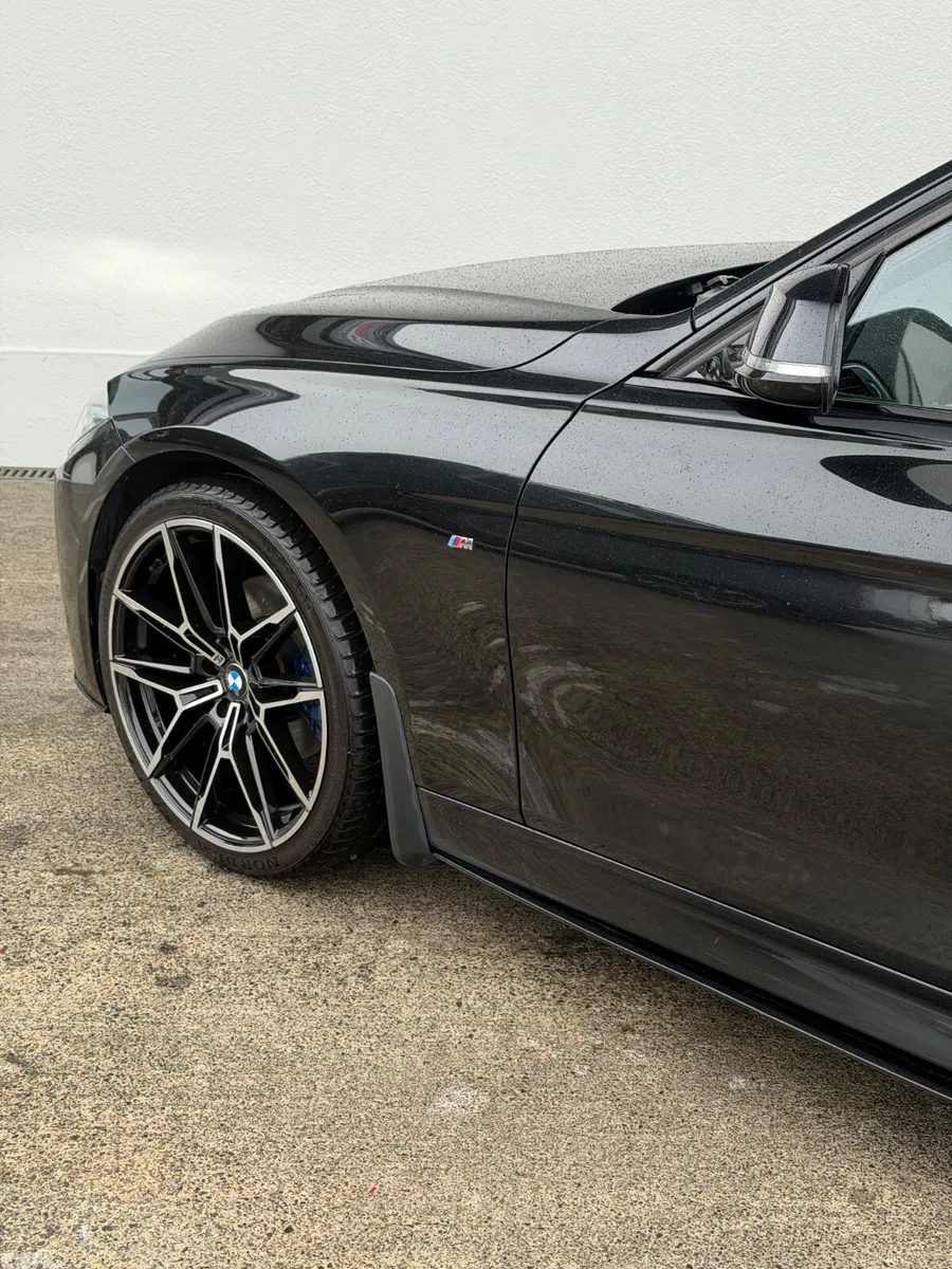 BMW 3-Series Saloon, Diesel, 2019, Black