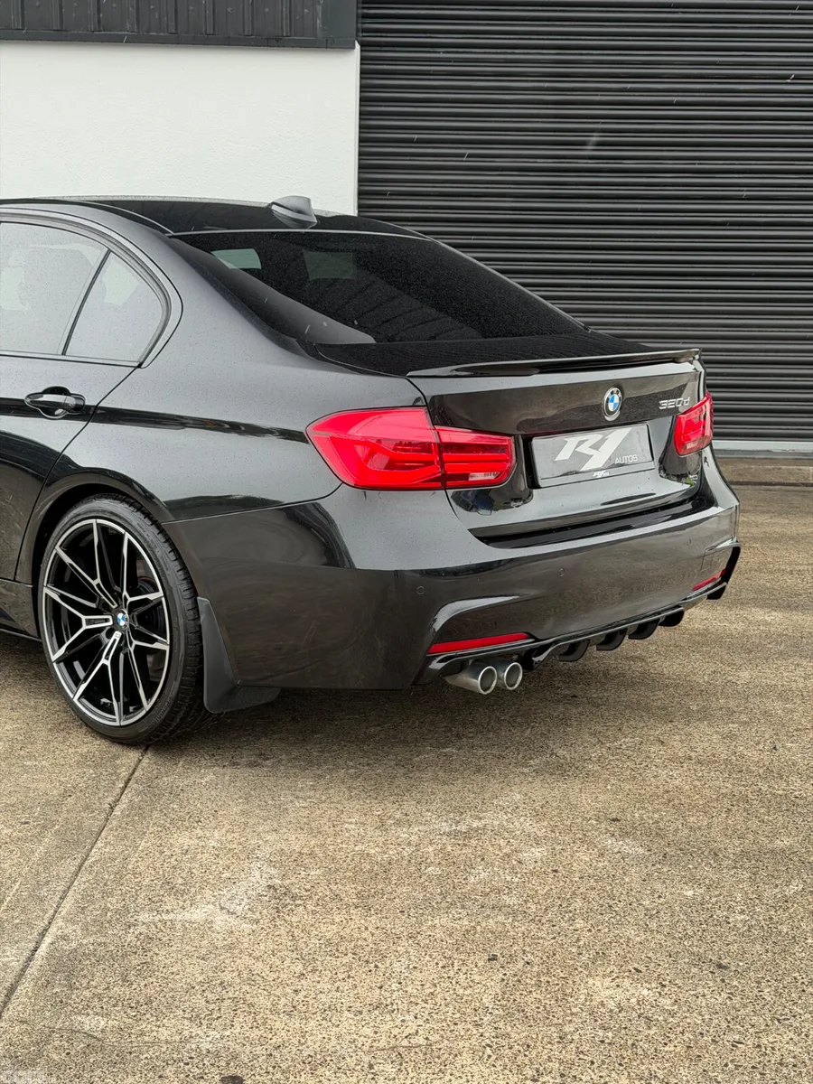 BMW 3-Series Saloon, Diesel, 2019, Black