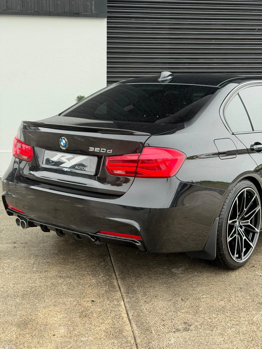 BMW 3-Series Saloon, Diesel, 2019, Black