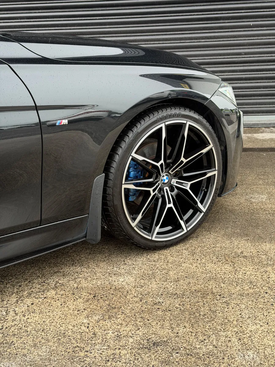 BMW 3-Series Saloon, Diesel, 2019, Black