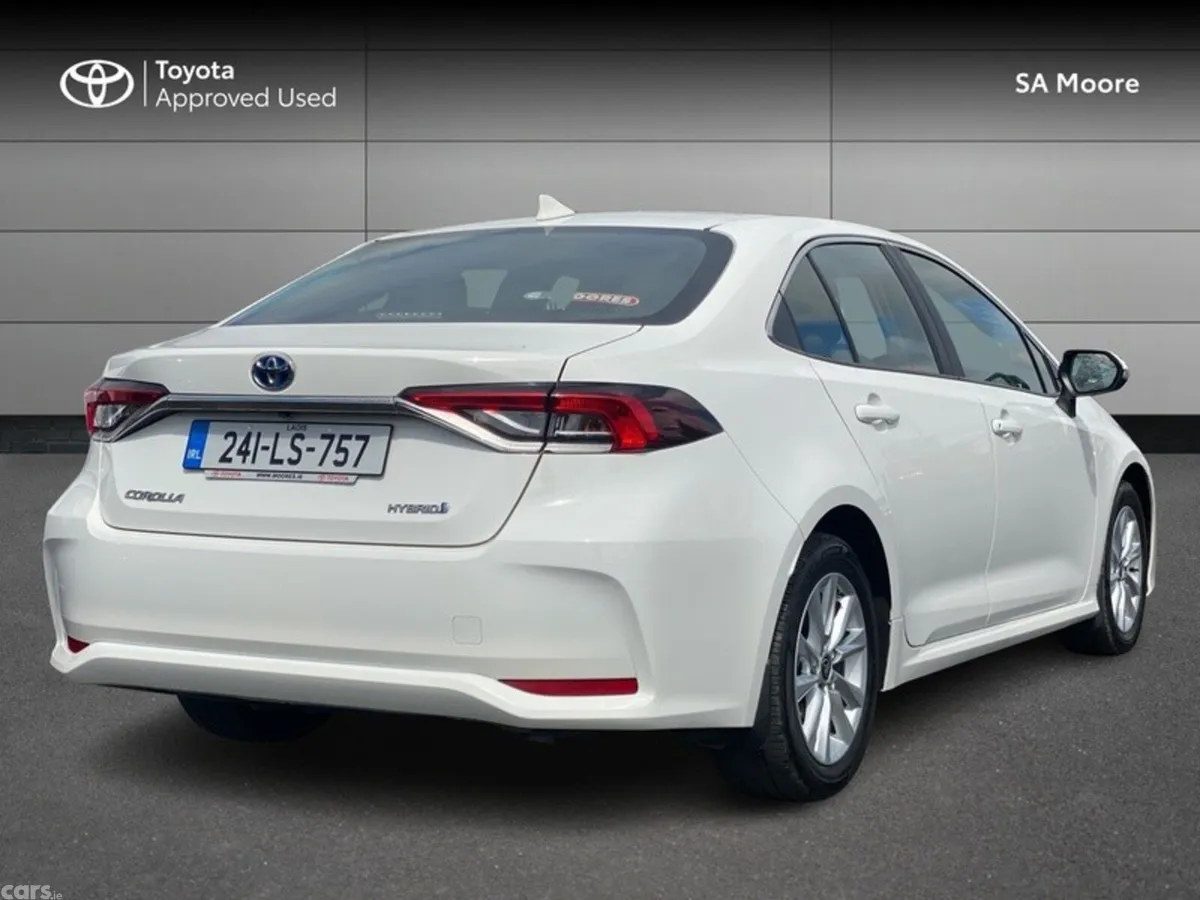 Toyota Corolla Saloon, Petrol Hybrid, 2024, White