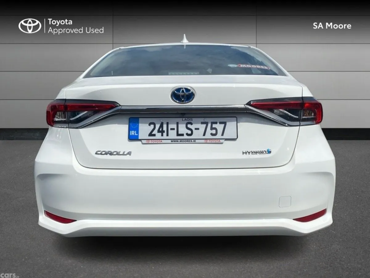 Toyota Corolla Saloon, Petrol Hybrid, 2024, White