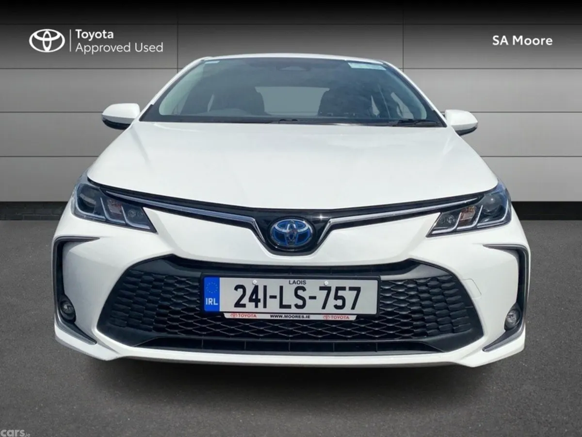Toyota Corolla Saloon, Petrol Hybrid, 2024, White