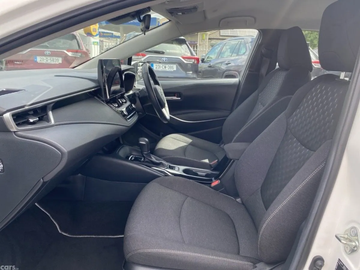 Toyota Corolla Saloon, Petrol Hybrid, 2024, White