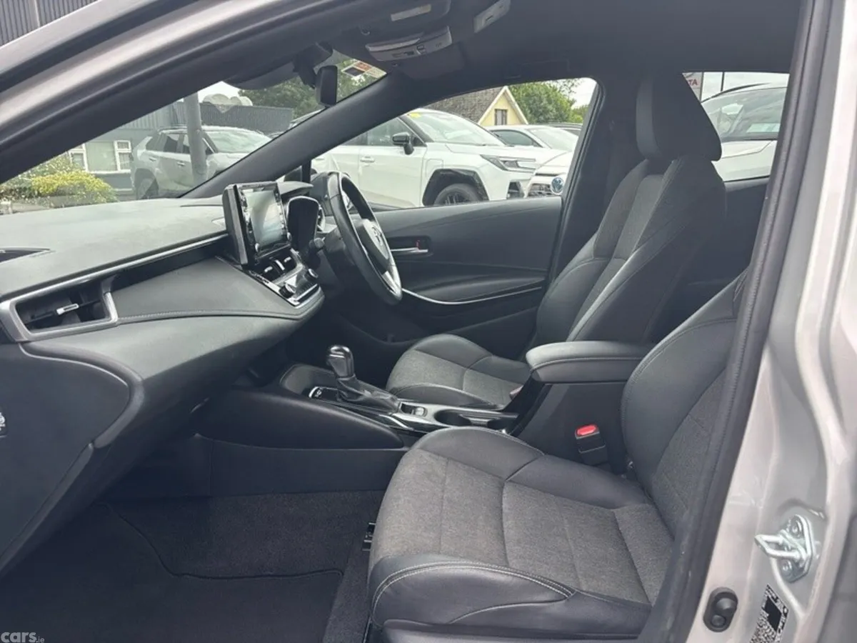 Toyota Corolla Hatchback, Petrol Hybrid, 2021, Grey