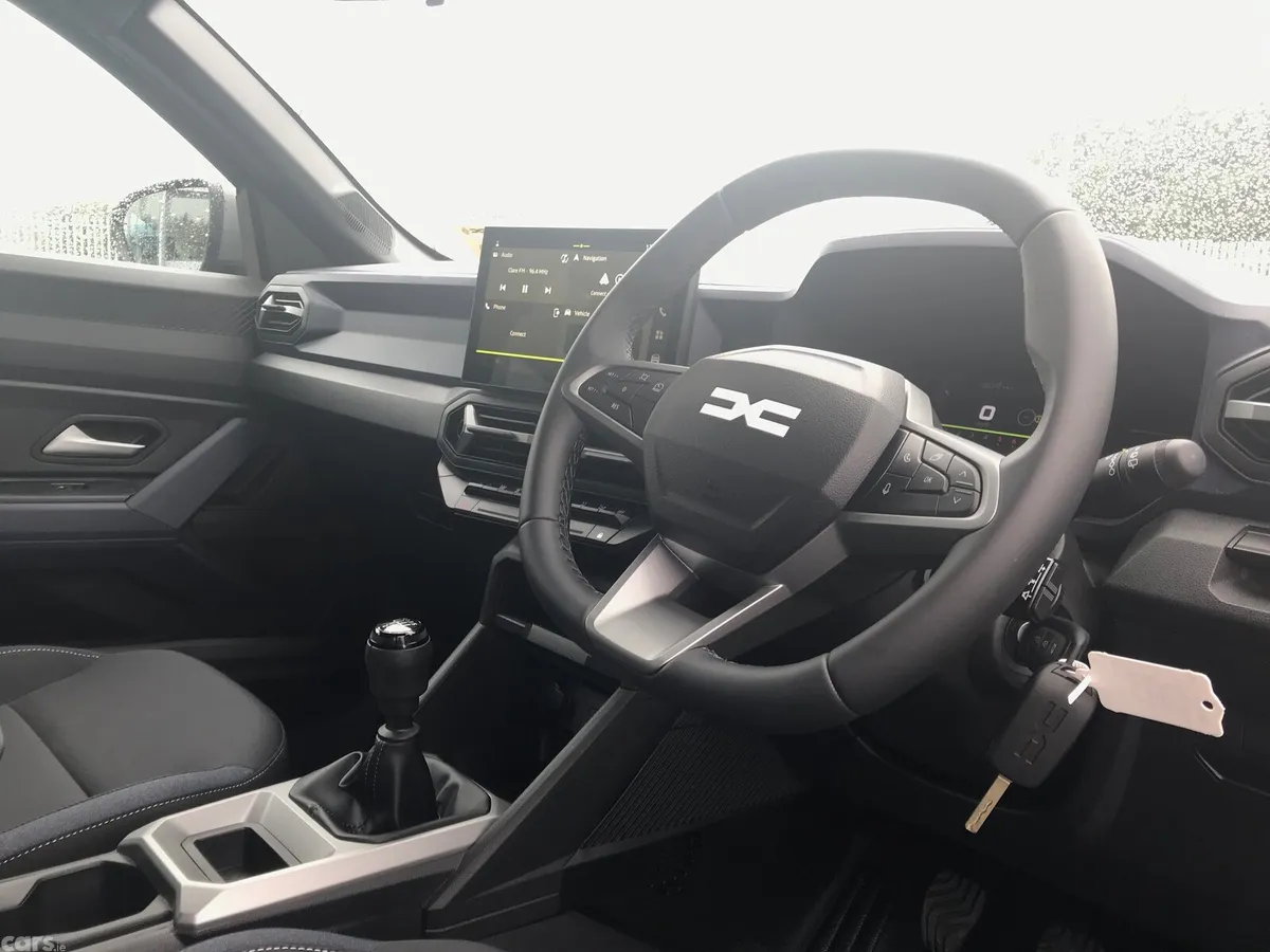 Dacia Duster SUV, Petrol Hybrid, 2026, Black