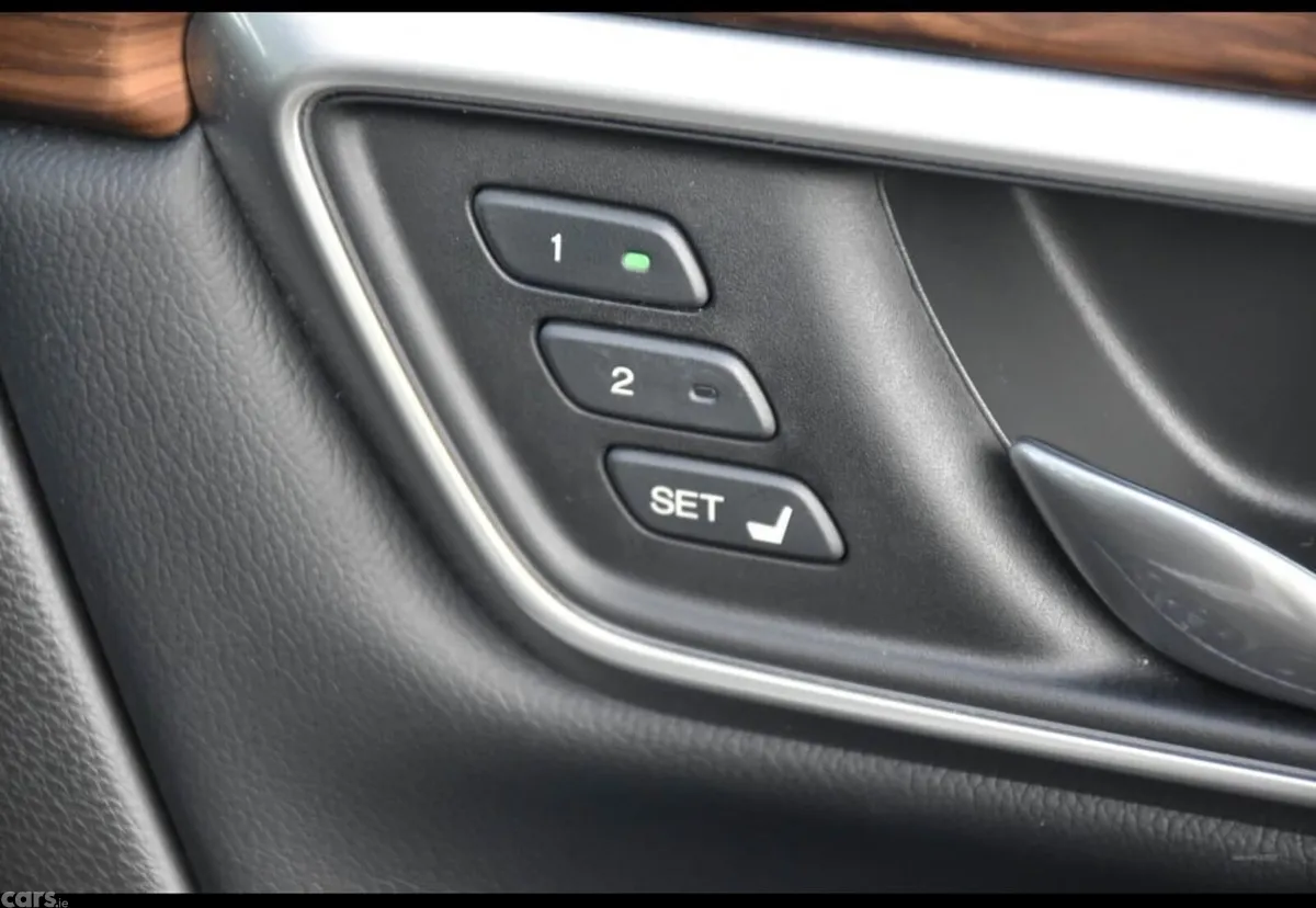 Honda CR-V SUV, Petrol, 2018, Silver
