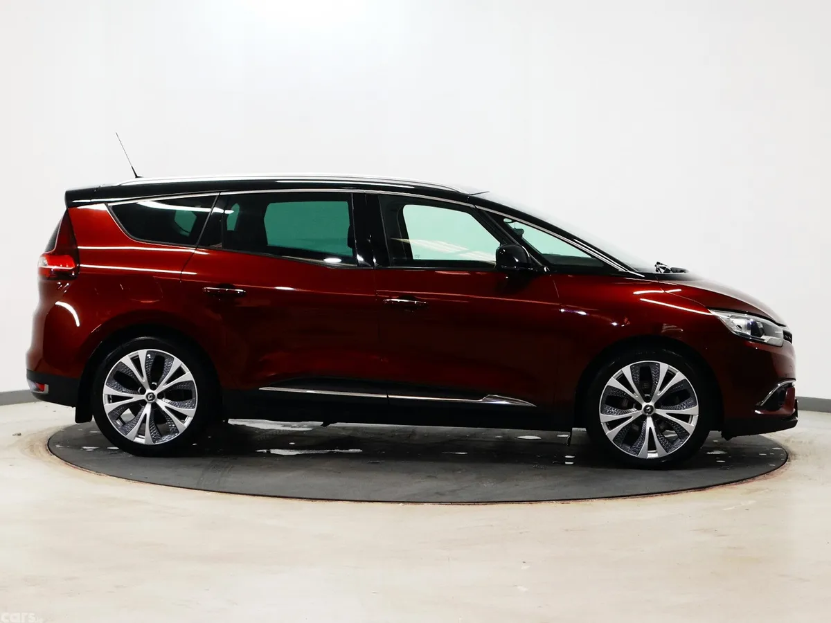 Renault Grand Scenic MPV, Diesel, 2021, Red