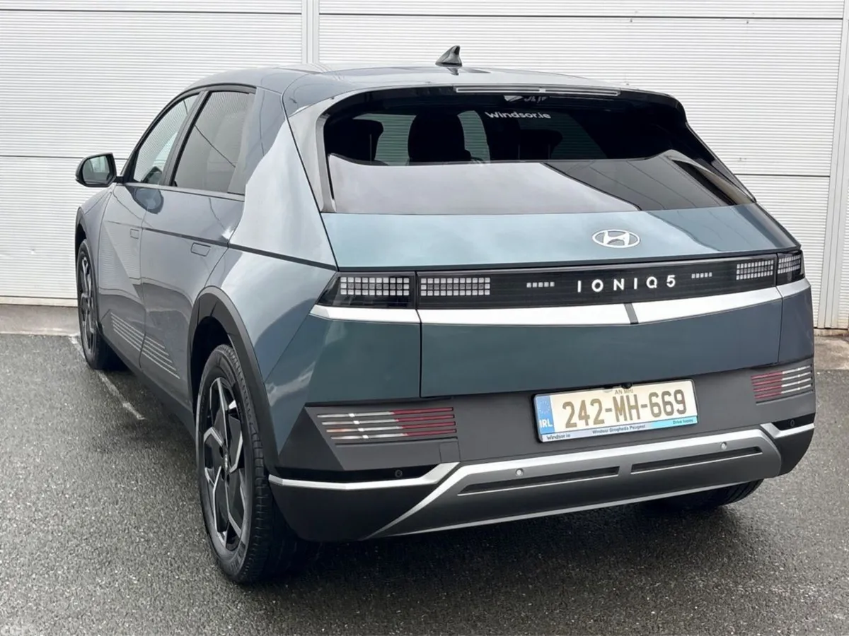 Hyundai IONIQ 5 MPV, Electric, 2024, Green