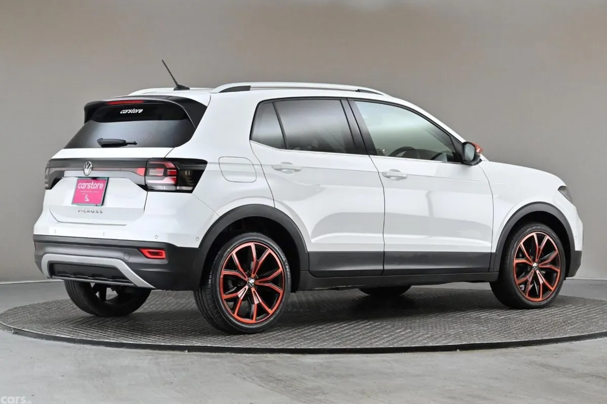 Volkswagen T-Cross SUV, Petrol, 2020, White