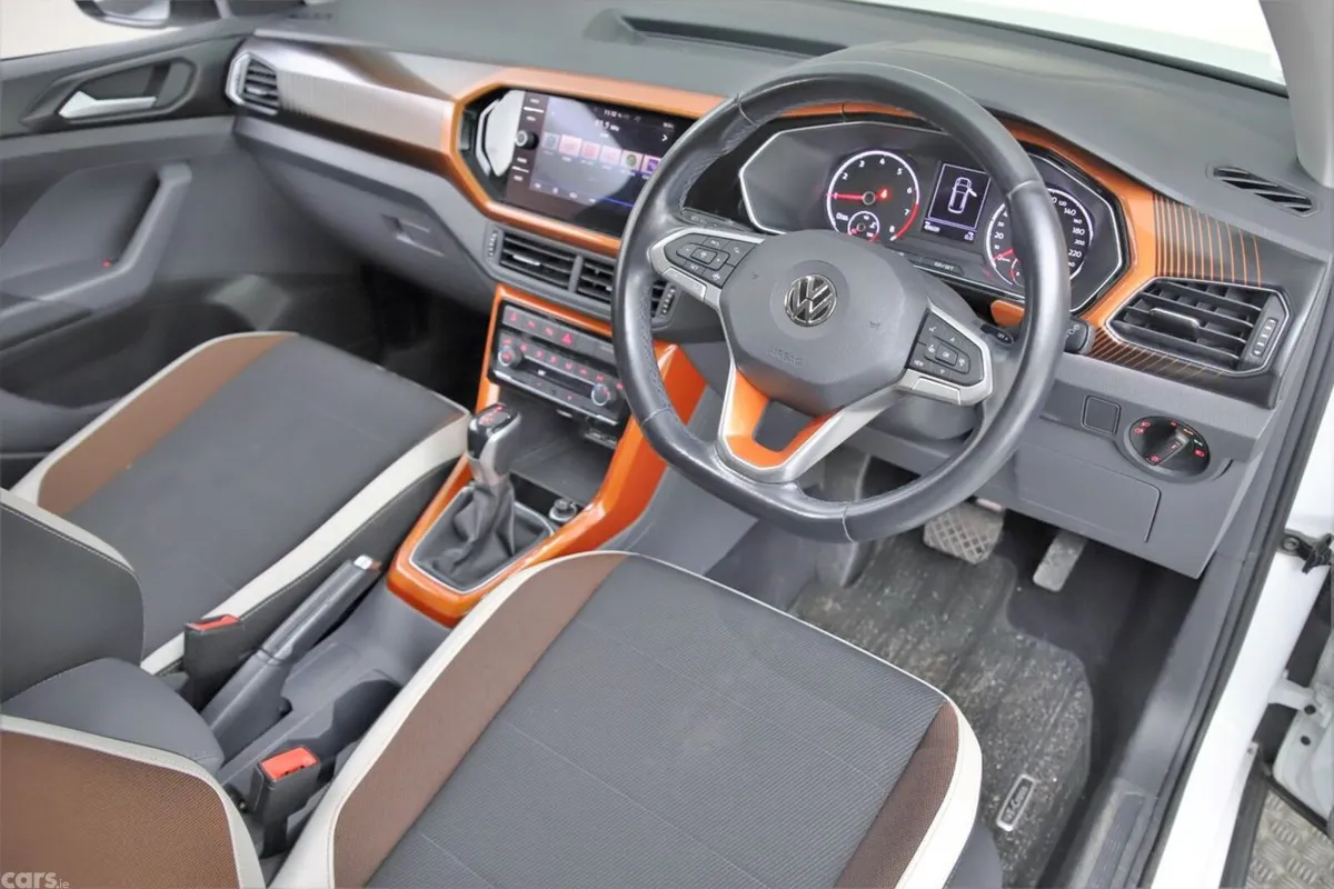 Volkswagen T-Cross SUV, Petrol, 2020, White