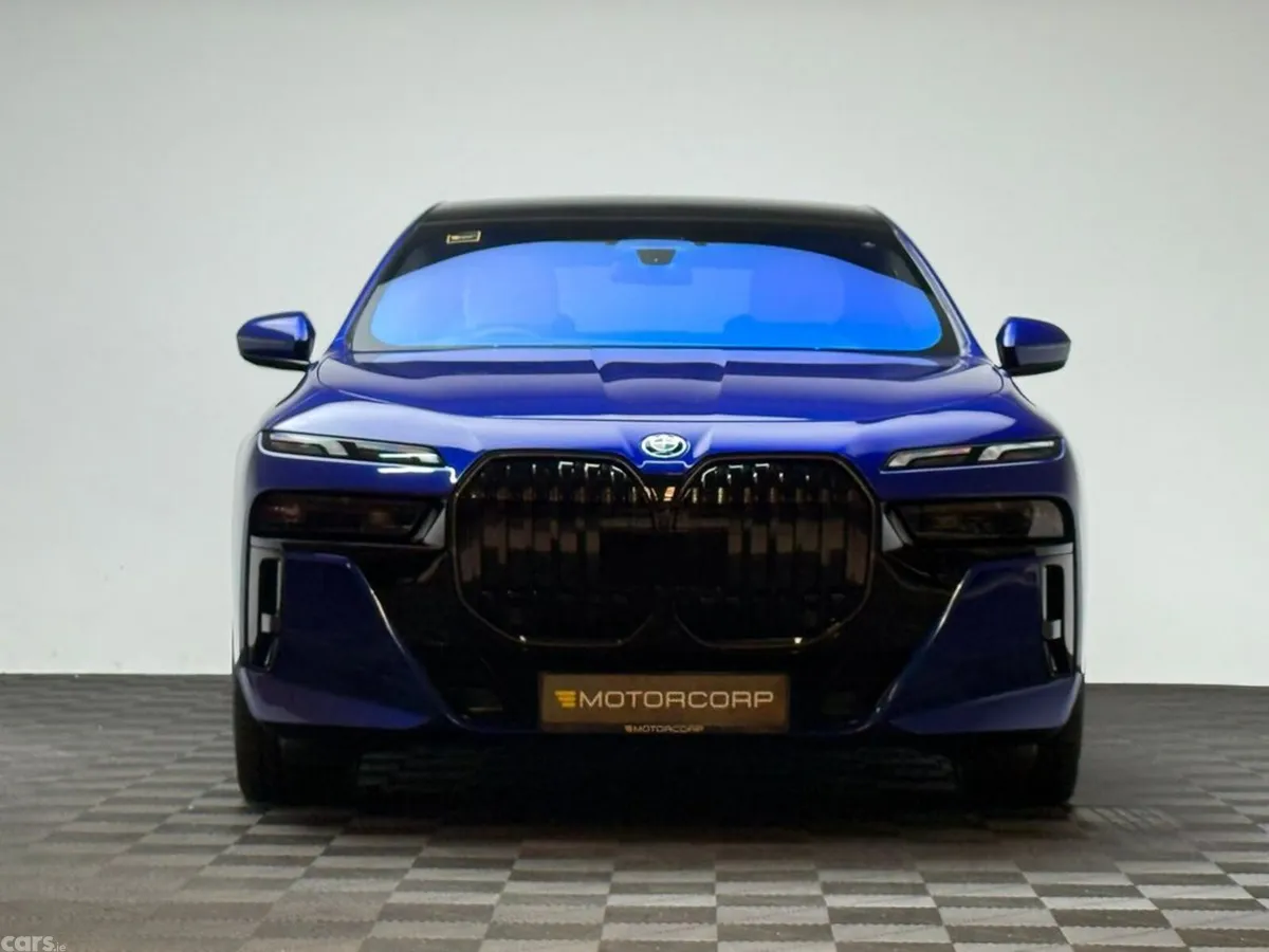BMW 7-Series Saloon, Petrol Plug-in Hybrid, 2024, Blue