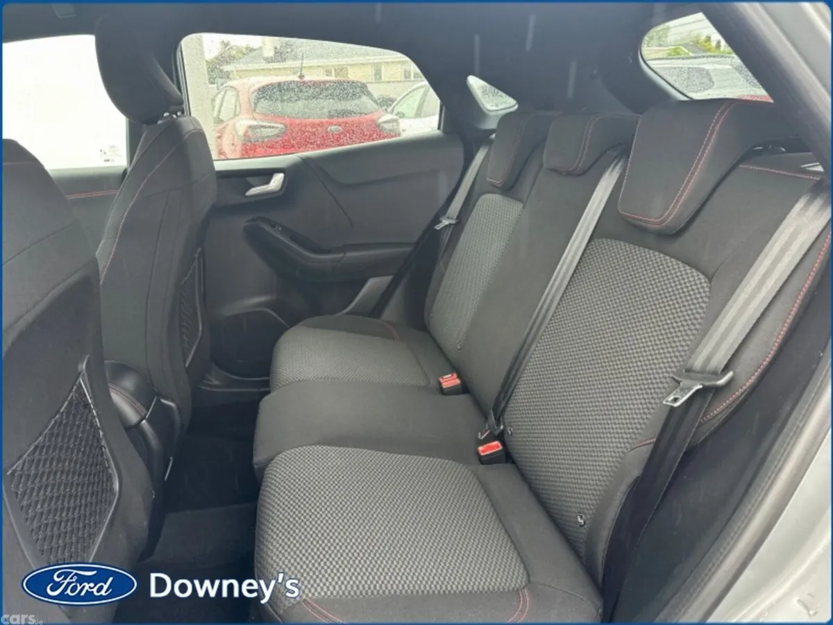 Ford Puma Hatchback, Petrol, 2023, Silver