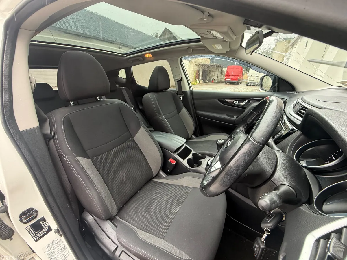 Nissan Qashqai MPV, Diesel, 2020, White