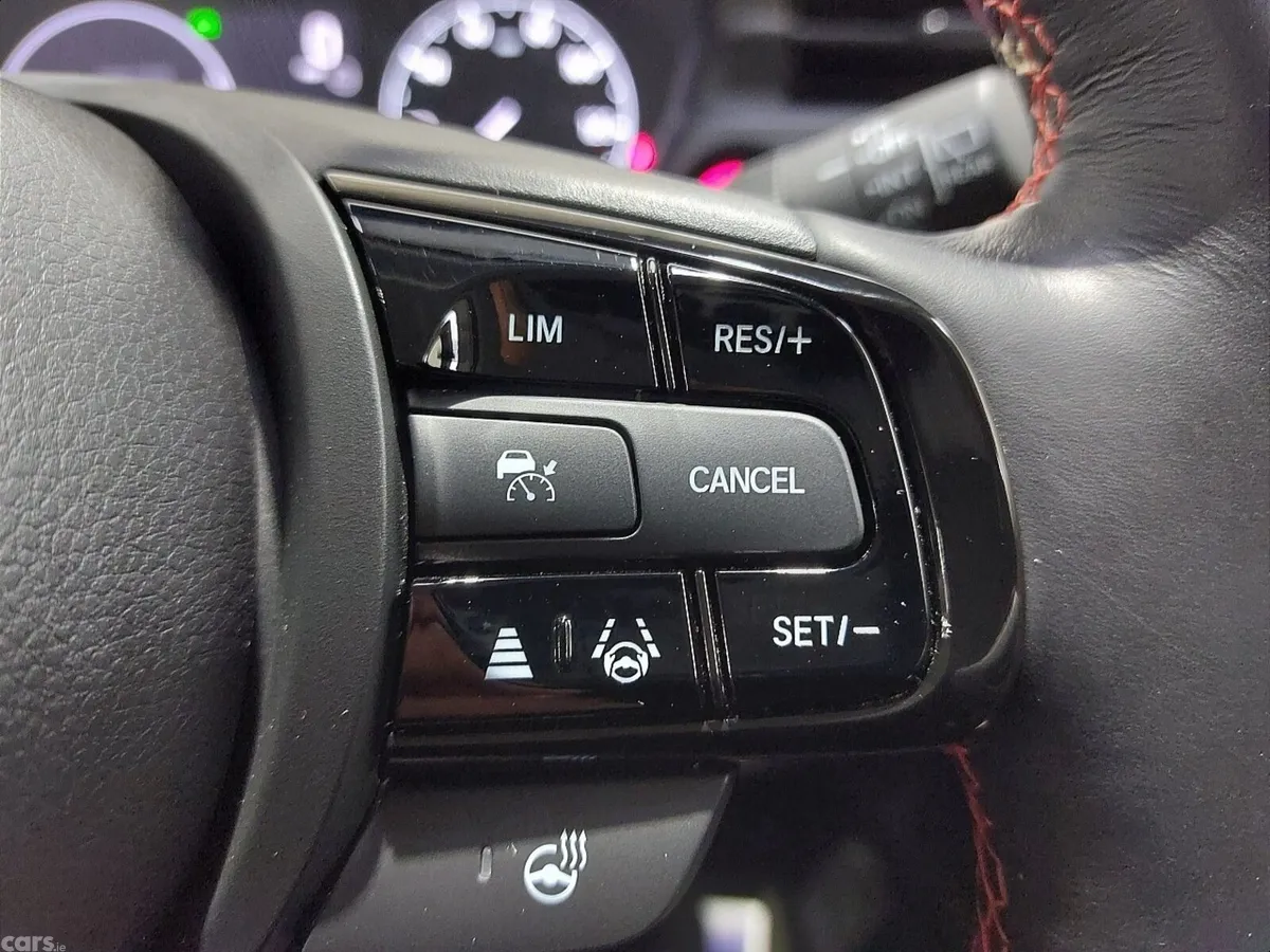 Honda HR-V Hatchback, Petrol Hybrid, 2022, Black