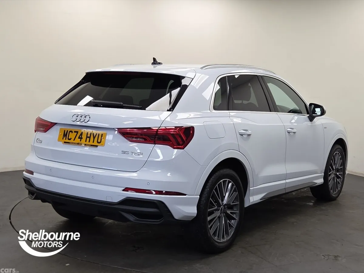 Audi Q3 Estate, Petrol, 2025, White