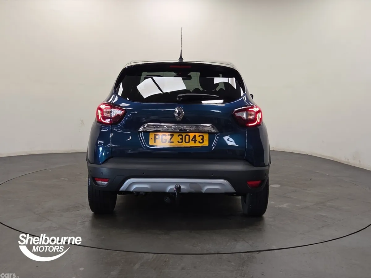 Renault Captur Hatchback, Petrol, 2019, Blue