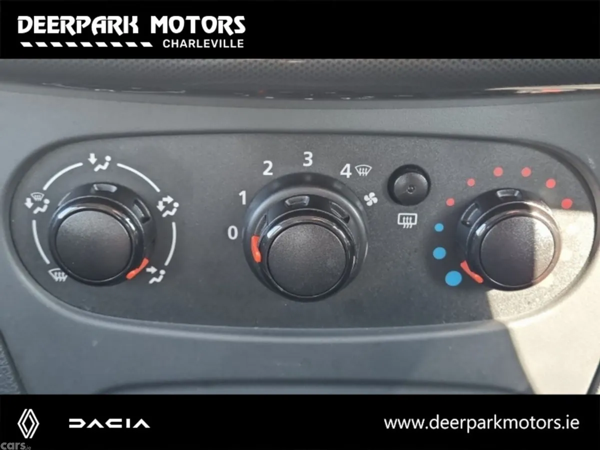 Dacia Sandero Stepway Hatchback, Petrol, 2020, White