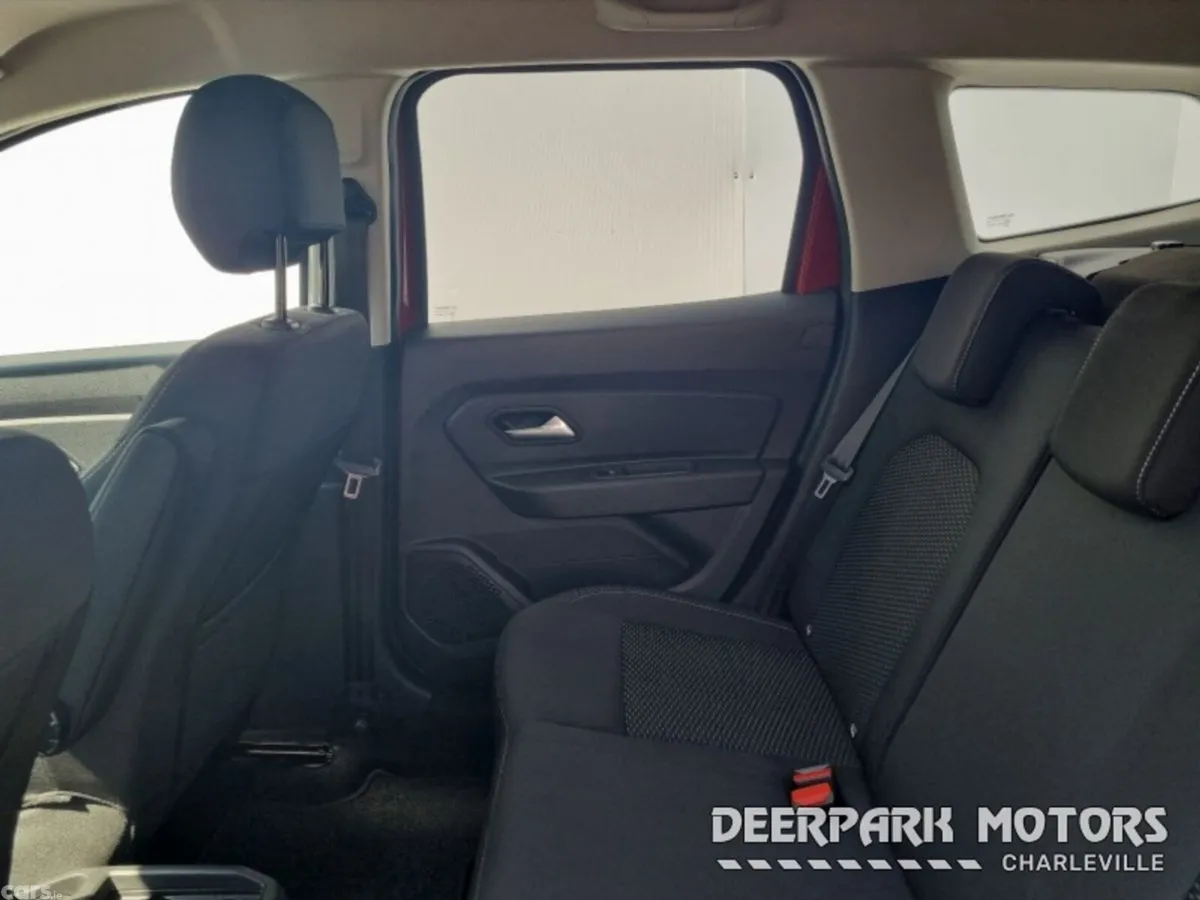 Dacia Duster SUV, Diesel, 2021, Red