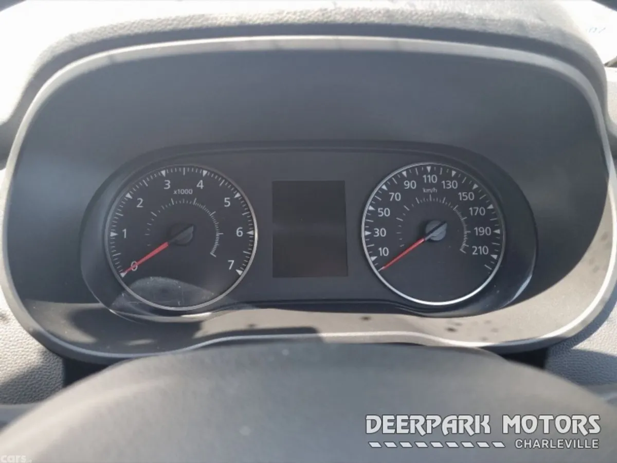 Dacia Duster SUV, Diesel, 2021, Red