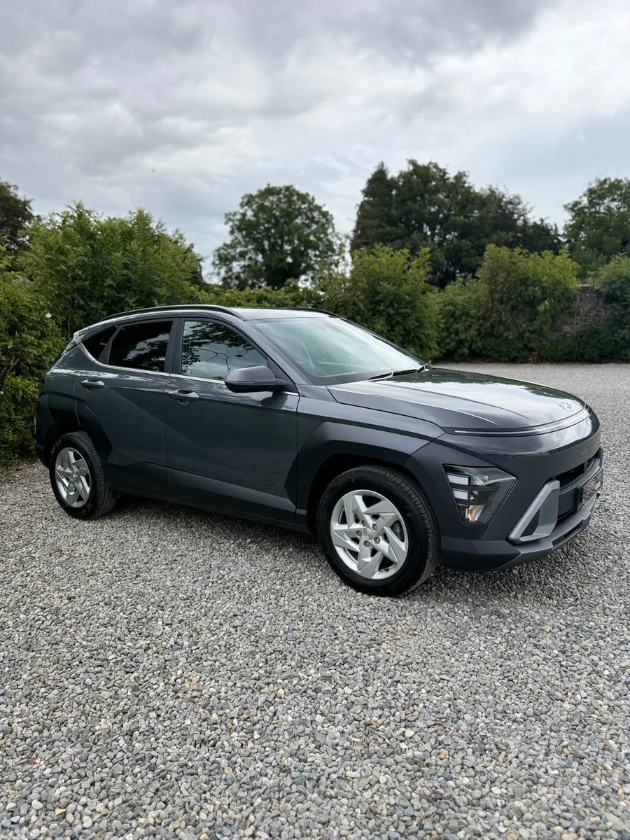 Hyundai KONA MPV, Petrol, 2025, Grey
