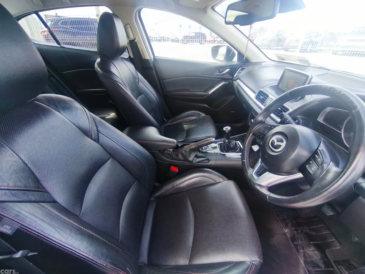 Mazda Mazda3 Saloon, Diesel, 2015, White