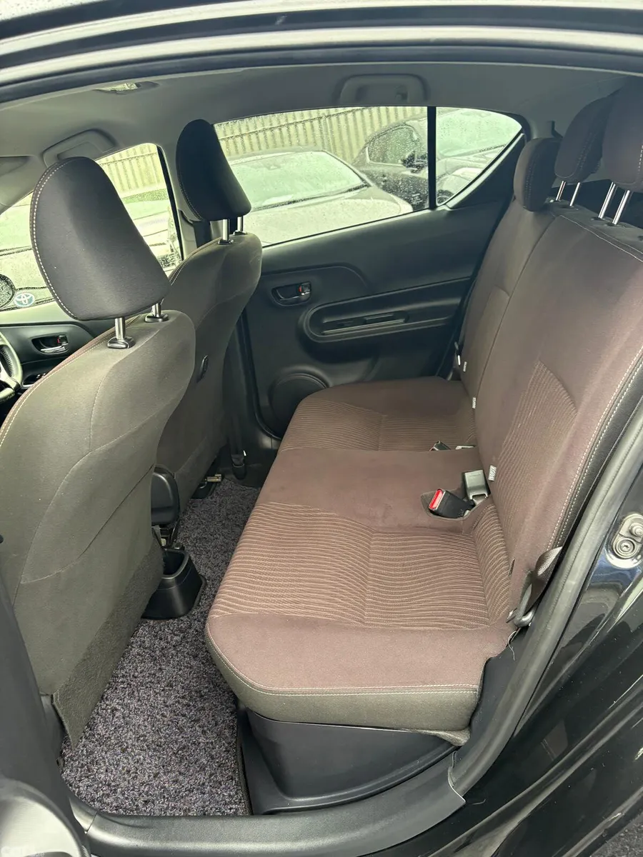 Toyota Aqua Hatchback, Petrol Hybrid, 2017, Black