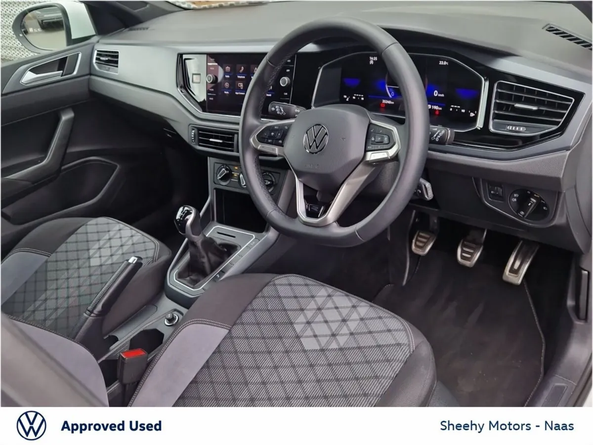 Volkswagen Taigo SUV, Petrol, 2023, White