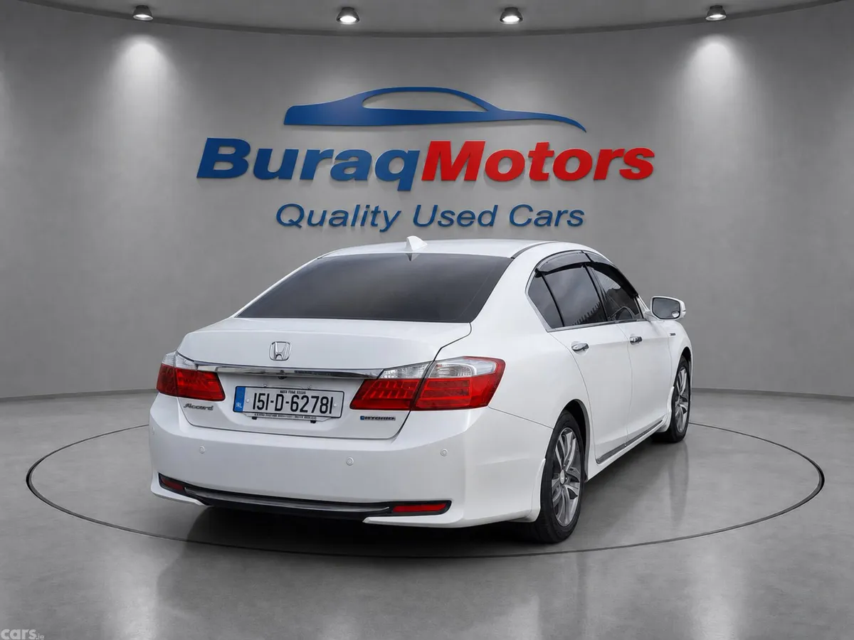 Honda Accord Saloon, Petrol Hybrid, 2015, White