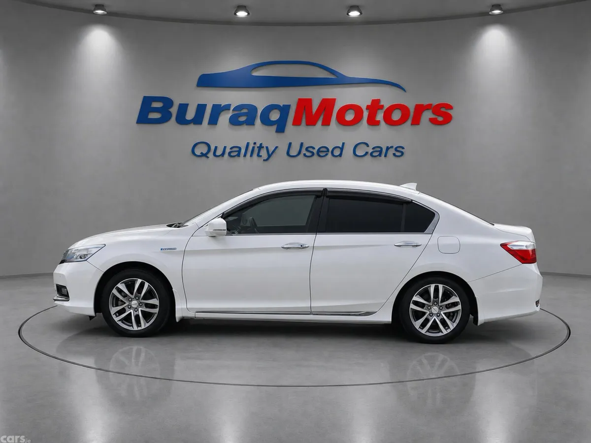Honda Accord Saloon, Petrol Hybrid, 2015, White
