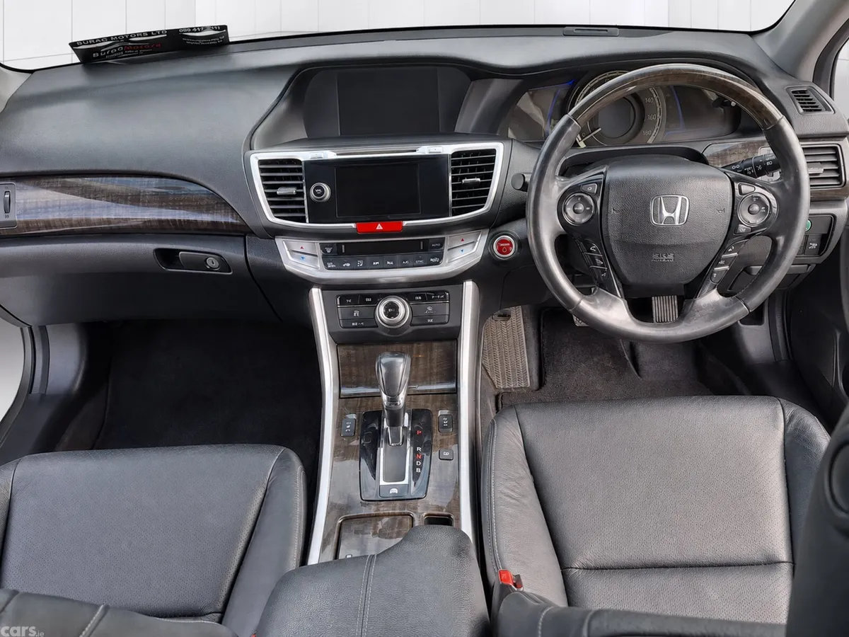 Honda Accord Saloon, Petrol Hybrid, 2015, White