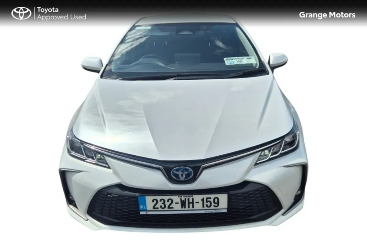 Toyota Corolla Saloon, Petrol Hybrid, 2023, White