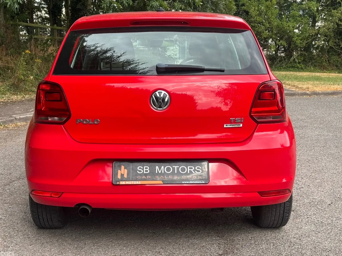 Volkswagen Polo Hatchback, Petrol, 2017, Red