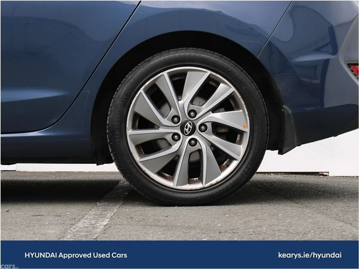 Hyundai i30 Hatchback, Petrol, 2019, Blue