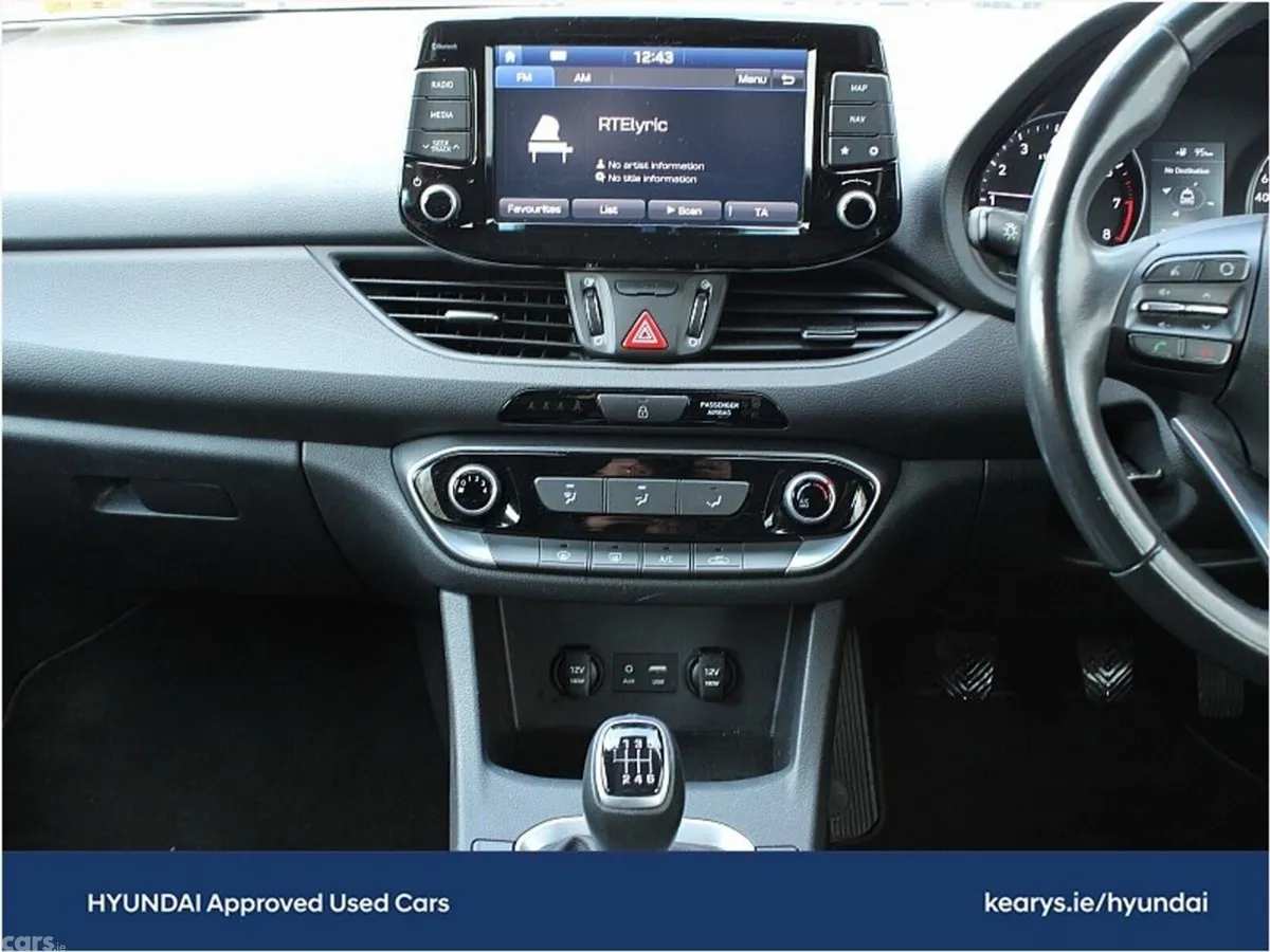 Hyundai i30 Hatchback, Petrol, 2019, Blue