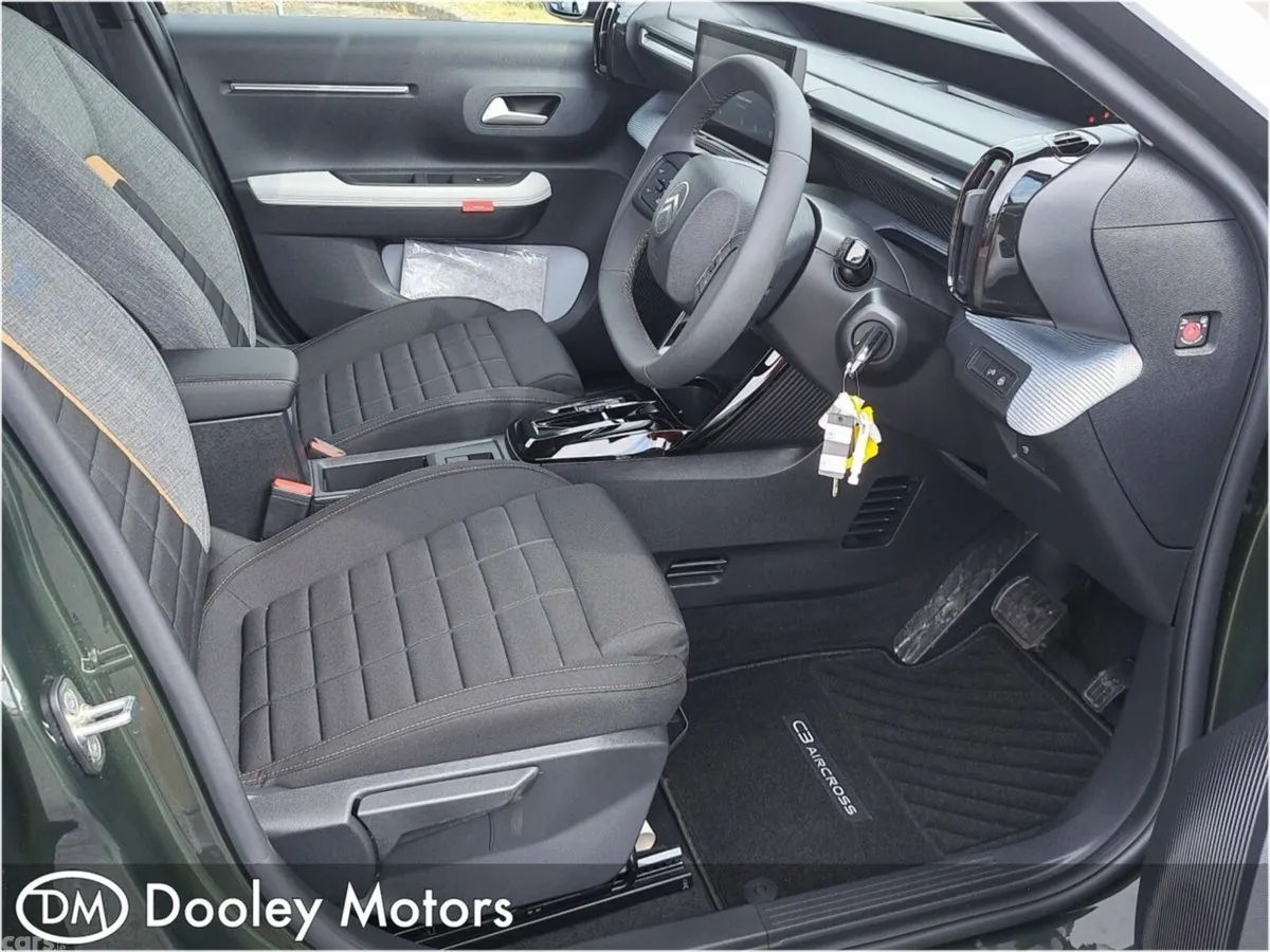 Citroen C3 Aircross SUV, Petrol Hybrid, 2026, Green