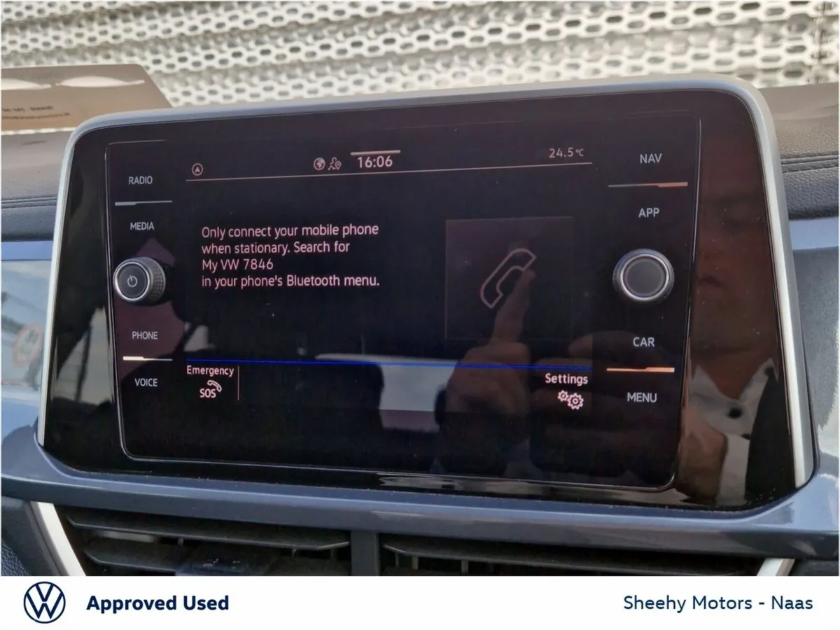 Volkswagen T-Roc SUV, Petrol, 2023, White