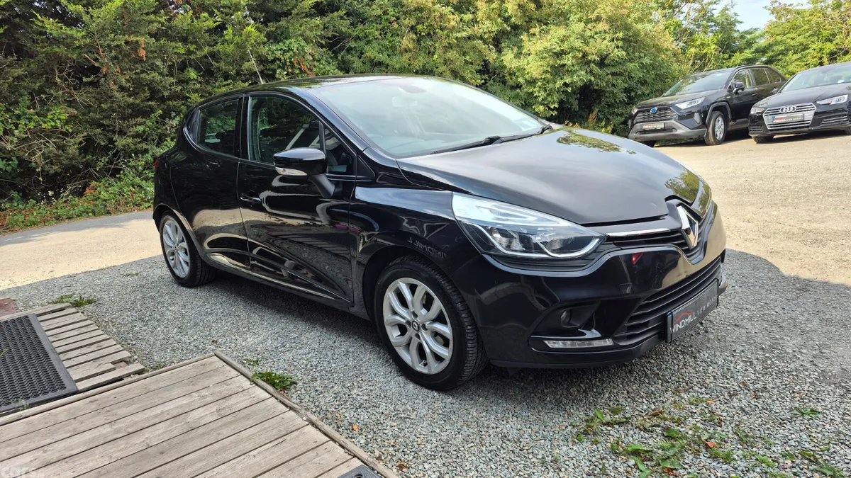 Renault Clio Hatchback, Diesel, 2018, Black