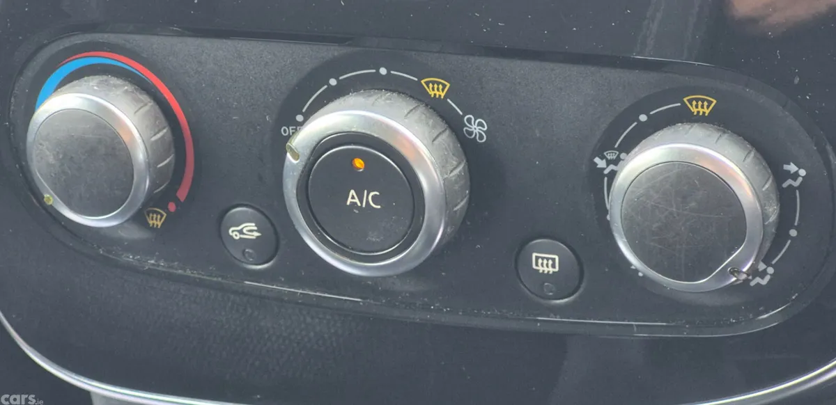 Renault Clio Hatchback, Diesel, 2018, Black